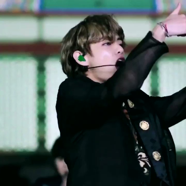 LA MUJERES NO QUEREMOS UN NOVIO.
LAS MUJERES QUEREMOS APRECIAR SIEMPRE A KIM TAEHYUNG!
@BTS_twt
https://t.co/hLfj01mxM6