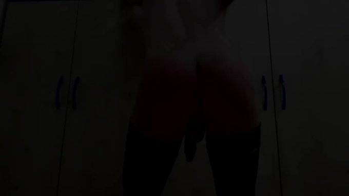 Another vid sold! Spanking myself HARD and fucking my ass https://t.co/4PXoTJy0T7 #MVSales #MVGayBoys