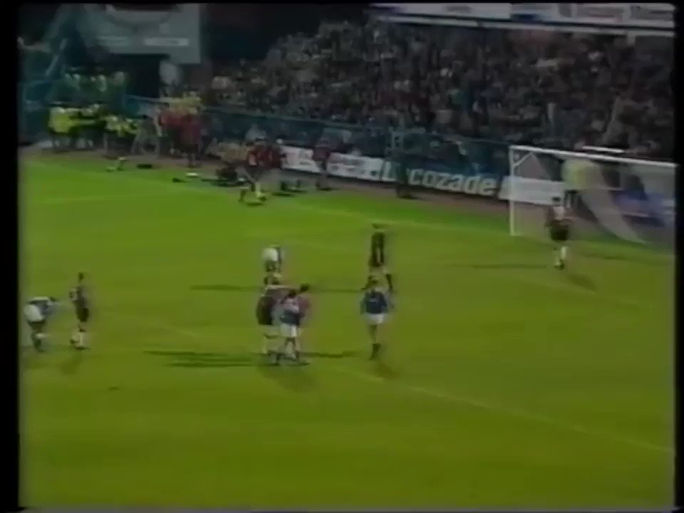 Happy 49th Birthday to Mark Bosnich Here is saving EIGHT penalties in the 93/94 season 