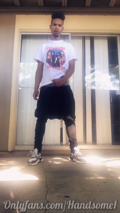 New video of me jacking off outside! Subscribe to see the full video! https://t.co/03Na8ox22Y https://t<a href="/tag/newprofilepic"class="tags"><span>#newprofilepic</span></a>