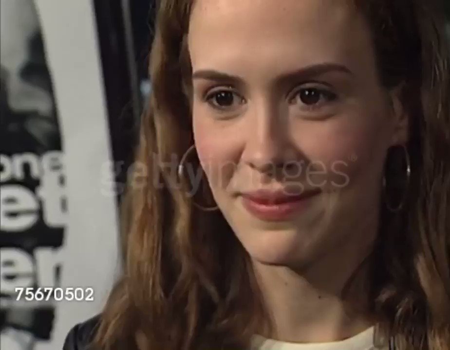Happy birthday sarah paulson i am in love with you 