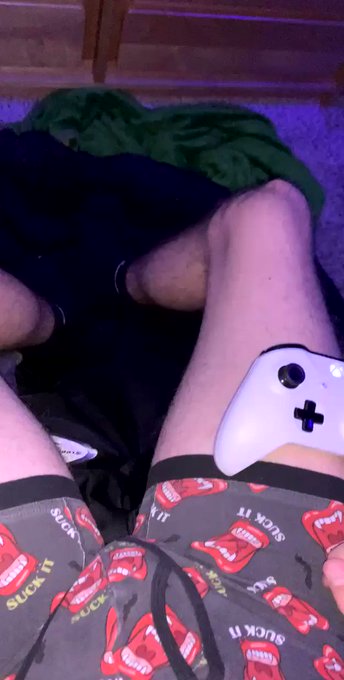 Running a sale on my onlyfans so go sub 🥵 https://t.co/yw7RfINdzG https://t.co/aRbIT93OgA