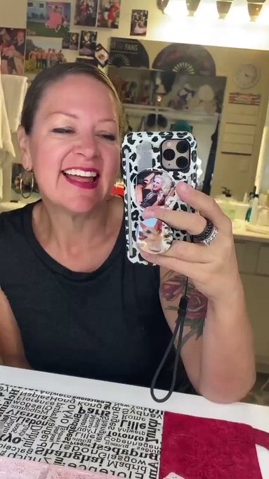 What are you going to do today to make yourself HAPPY?!? ? I put on lipstick (& cleaned my mirror!) #loveyourself