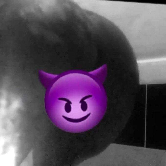 Nova Alicai’s pics and videos