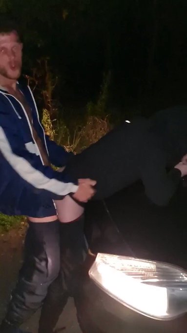 Crazy Scally Fuck bend the slut over the Merc bonnet!😈🍆💦 wrecking this cunt Bareback!🍆💦
#fuck #bareback