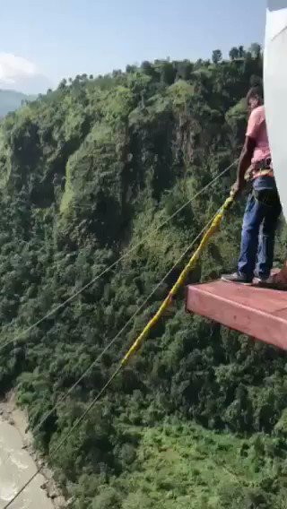 World highest swing tested by Department of Tourism Engineer himself.
#PARBAT #KUSHMA
#INSPECTION TEAM FROM DOT. https://t.co/l9BaaeXuMq