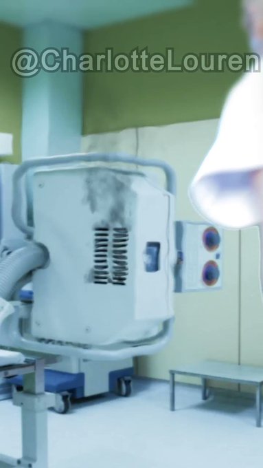 The X-ray machine had a malfunction! The radiation melted my clothes off! lol this one is so silly https://t<a href="/tag/livestream"class="tags"><span>#livestream</span></a><a href="/tag/enf"class="tags"><span>#enf</span></a><a href="/tag/livestreamfail"class="tags"><span>#livestreamfail</span></a>