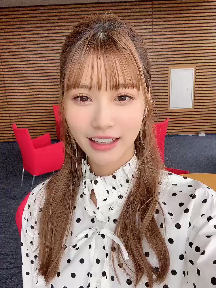 ZIPありがとうございました🌼 今日はハーフアップにしてみたyo 今日も