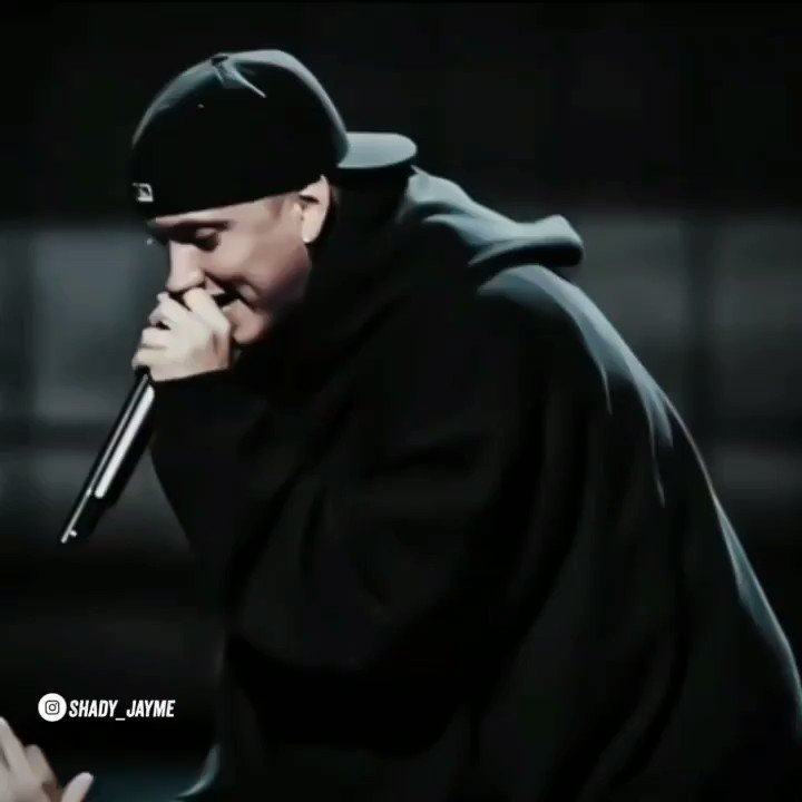 Happy birthday to goat Eminem! 