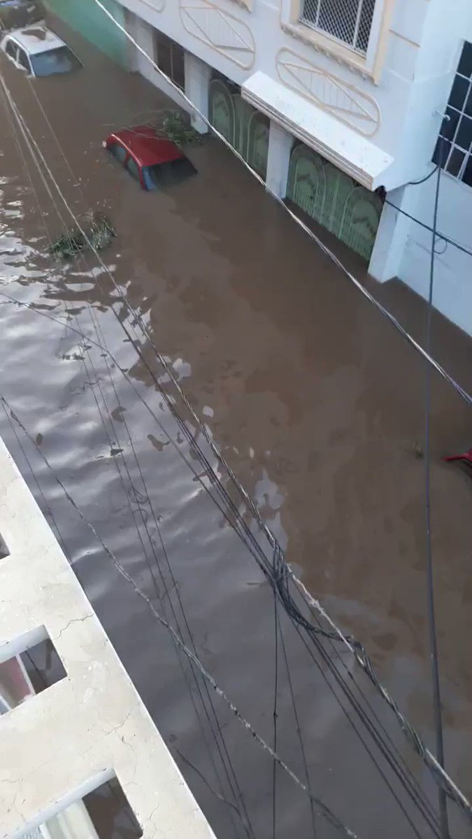 The News Minute (@thenewsminute) on Twitter photo 2020-10-18 05:45:31 Several areas in Hyderabad inundated after fresh bout of rain. Visuals from Baba Nagar area #HyderabadRains #HyderabadFloods Several areas in Hyderabad inundated after fresh bout of rain. Visuals from Baba Nagar area #HyderabadRains #HyderabadFloods