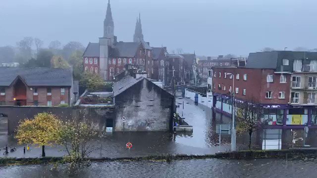 #CorkFloods Some more footage of the flooding in Cork City Centre this morning. https://t.co/Kyb9OHtgte