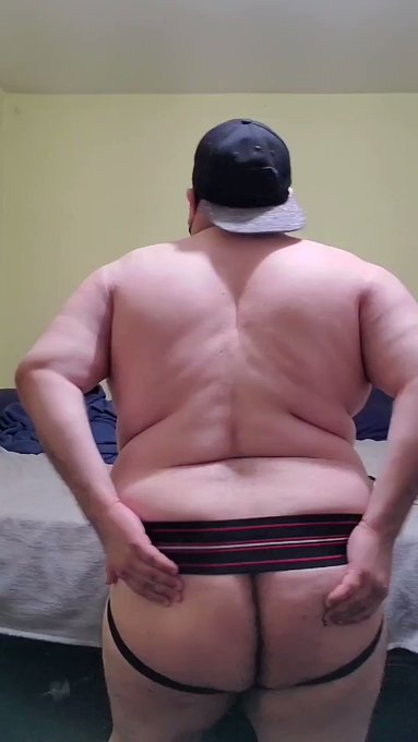 This is me being silly and unable to sleep. 

#chub #cub #bear #chubby #chubs #gay #hairy #naked #adult