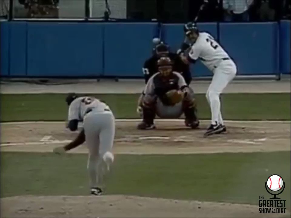 Happy birthday Aaron Sele! Mo Vaughn has a present for you. No. For realsies. 