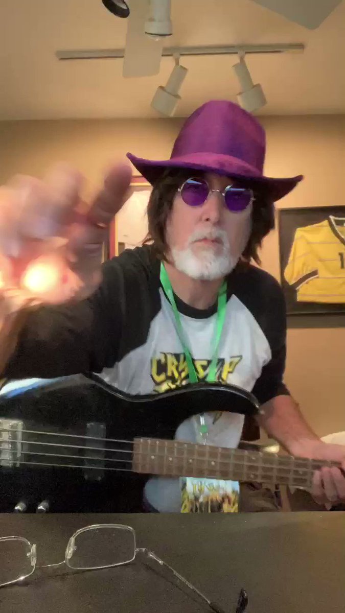 🤘