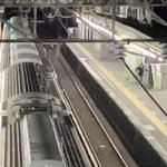 迷惑行為、ロマンスカーを撮影するためホームに侵入する撮り鉄!