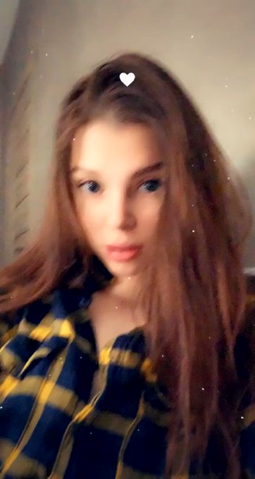 Shhh neighbors can hear be , need to be a good girl but I want squirt so much tonight @chaturbate #silentshow