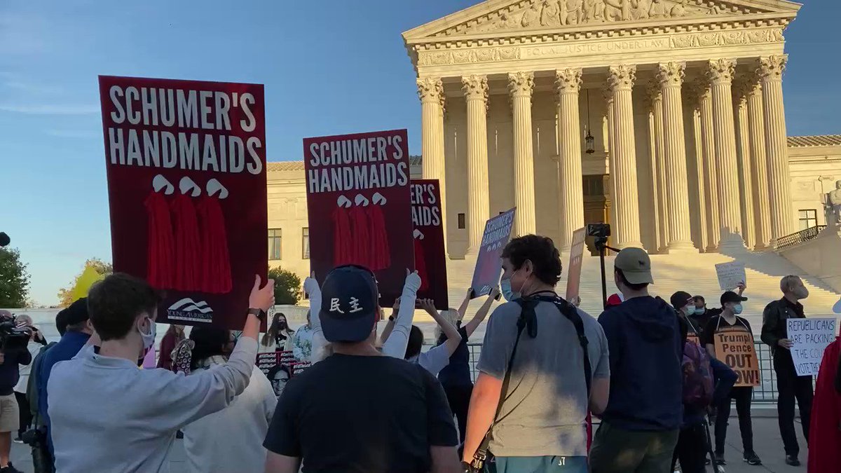 .@YAF is back at SCOTUS and we have some new signs.
#ConfirmAmy #FillTheSeat https://t.co/AWlLWrDBHd