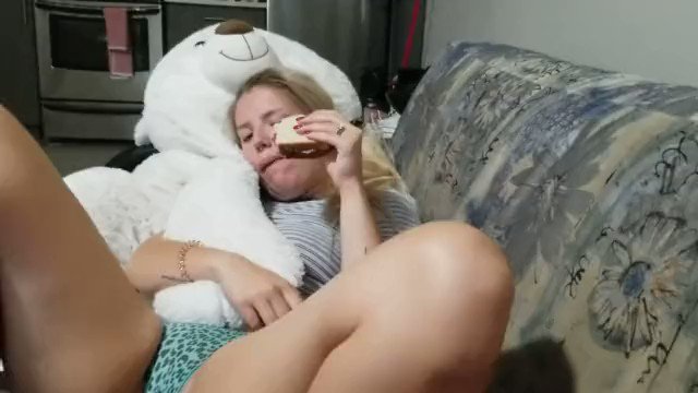 If you really love me, you&rsquo;ll buy Daddy touches his girl while she eats her sandwich too: https://t.co/31qOOgUB12