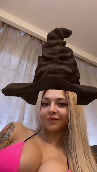 Loved’s pics and videos