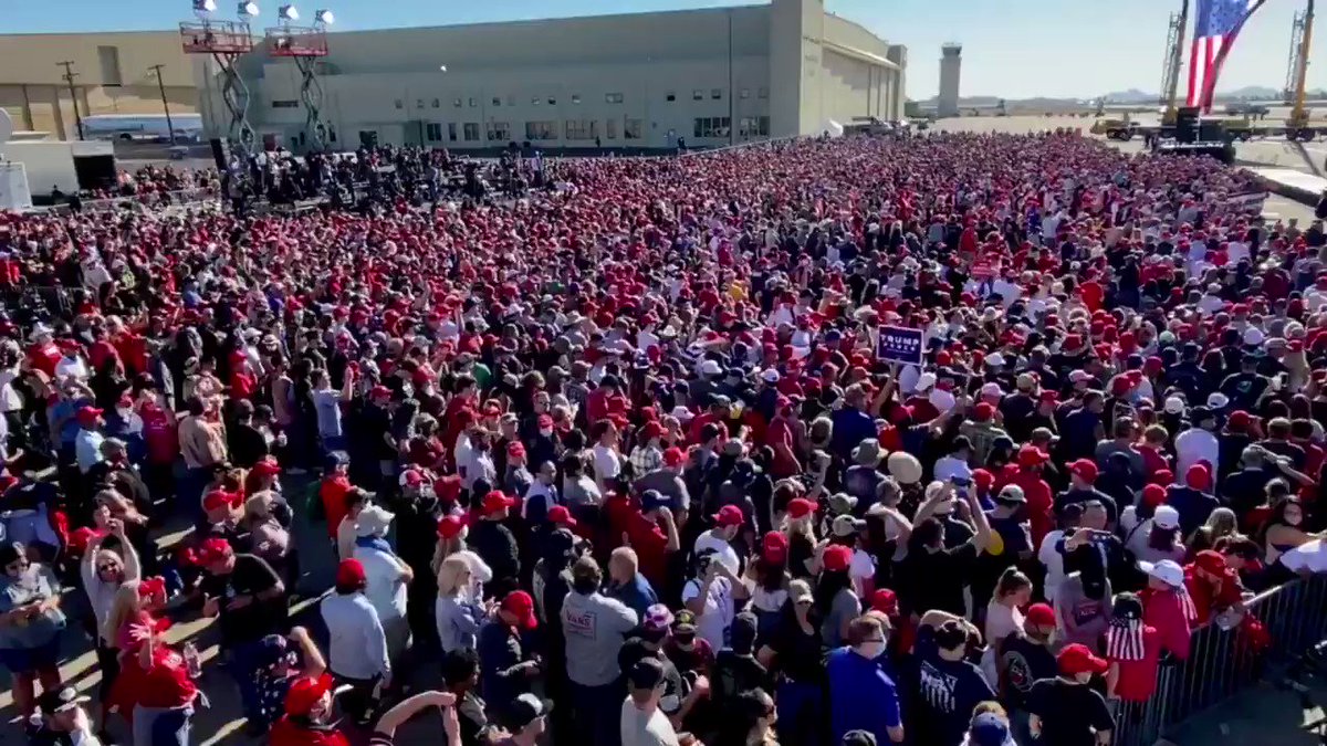 Thank you Goodyear, Arizona! Get out and VOTE — Together, we are going to MAKE AMERICA GREAT AGAIN! https://t.co/r7mVXvoFD2