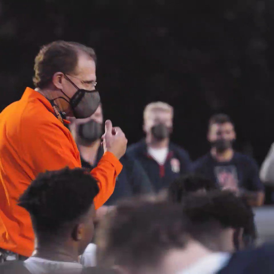  players sing Gus Malzahn happy birthday after practice today. 