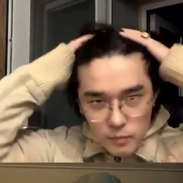 dean fan account (@deansintro) on Twitter photo 2020-10-29 19:54:20 the way dean fixes his hair and glasses the way dean fixes his hair and glasses