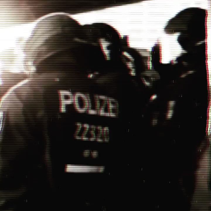 Heute um 0 Uhr gibt es REALTALK 😷
Premiere ▶️ https://t.co/4Un5LfjpKd
Streamen ▶️ https://t.co/sUuUmBwg7l
𝗟𝗶𝗸𝗲𝗻, 𝗧𝗲𝗶𝗹𝗲𝗻 & 𝗦𝘁𝗿𝗲𝗮𝗺𝗲𝗻!!! https://t.co/iXiR0t5e4E