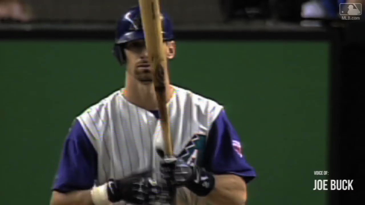 Happy birthday Luis Gonzalez. Haha! Stupid Yankees. 