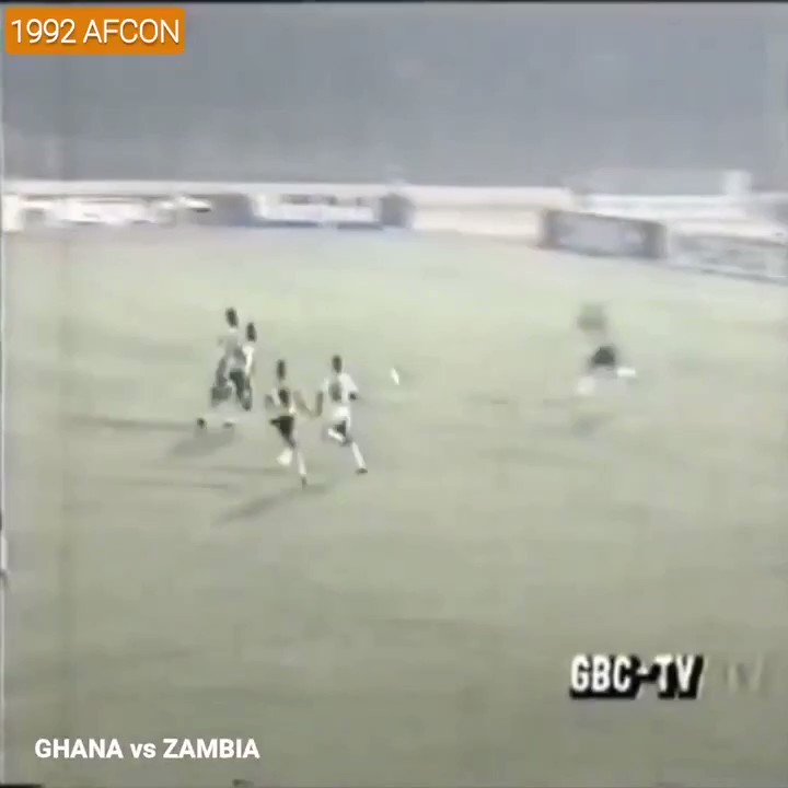 Happy birthday to Ghana\s football legend, Abedi Pele .     