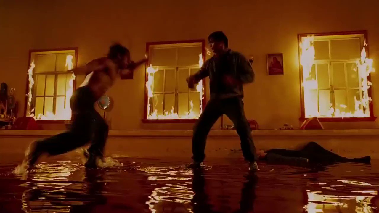 ѕнσgυη ѕυρяємє on Twitter "Lateef Crowder vs Tony Jaa in "Tom Yum