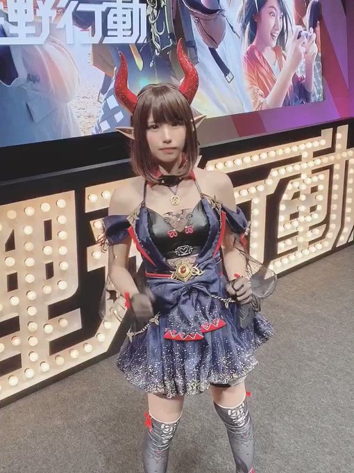 Twitterのコスプレ動画1
