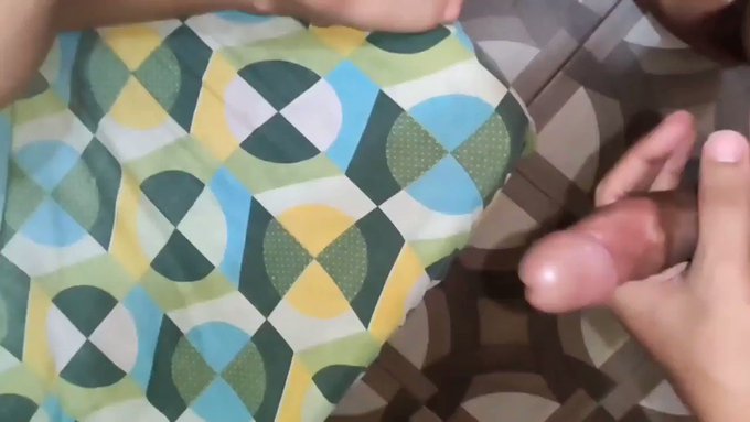 Sikip ng pepe ni gf retweet pipili na kami ng one lucky follower na nagretweet as thirdy at mafeature<a href="/tag/phub"class="tags"><span>#phub</span></a><a href="/tag/altercouple"class="tags"><span>#altercouple</span></a>