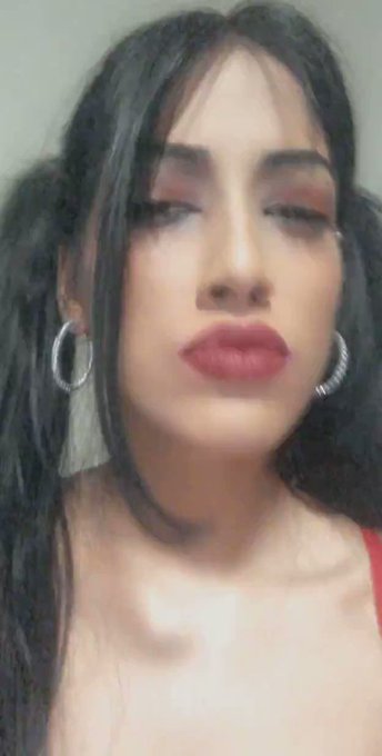 Flashback Friday ⚡️  ~ When I first starting in Fin-Dom 💸 ~  ☆  Foot fetish feet worship body worship<a href="/tag/avnawards"class="tags"><span>&#35;avnawards</span></a><a href="/tag/avnstars"class="tags"><span>&#35;avnstars</span></a>