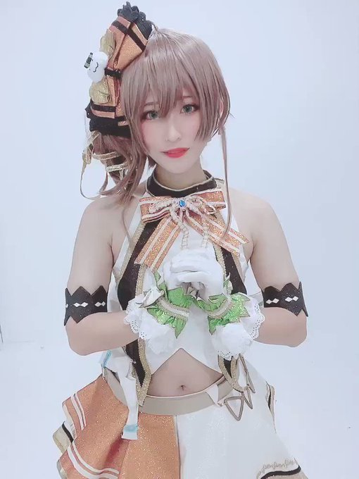 コスプレイヤー湊生かなとのTwitter動画13