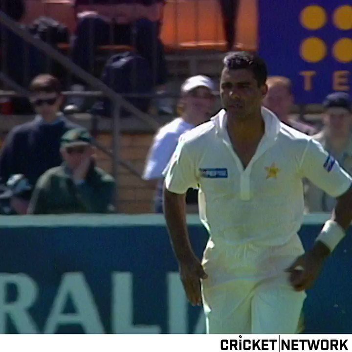 Happy 49th birthday, Waqar Younis! 