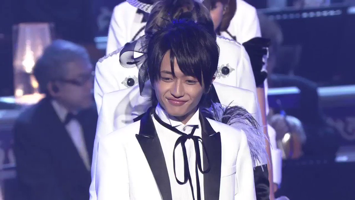 Nam 最優秀新人賞を取ってから5年後優秀作品賞としてレコード大賞の地に戻ってきたaaa 逢いたい理由はレコード大賞へも紅白へも連れていってくれた大切な代表曲 Nam 最優秀新人賞を取ってから5年後優秀作品賞としてレコード大賞の地に戻ってきたaaa 逢いたい理由はレコード大賞へも紅白へも連れていってくれた大切な代表曲