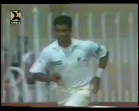 My favorite Waqar Younis moment.... Happy Birthday Legend...  