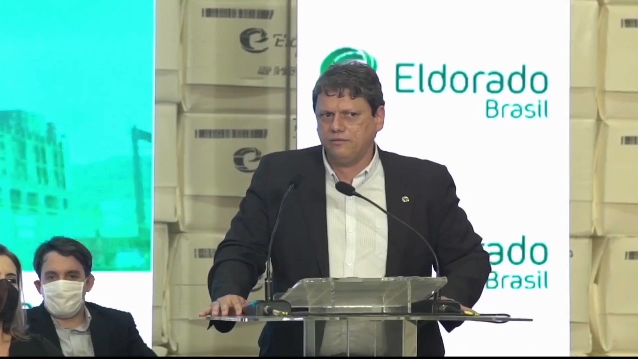 Diferencie A Representação Artística Da Científica Citando Exemplos