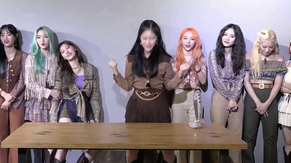 orbit (@loonathememes) on Twitter photo 2020-11-24 11:16:07 ORBIT GOT A JOB!! ORBIT GO TO WORK!!! y’all im now employed which means ill be able to purchase everything loona puts out forever ORBIT GOT A JOB!! ORBIT GO TO WORK!!! y’all im now employed which means ill be able to purchase everything loona puts out forever