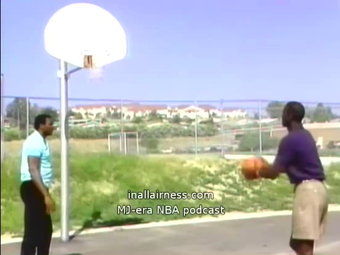 Happy Birthday to Elvin Hayes! 

Hayes showed Michael Jordan how he used to get buckets.  