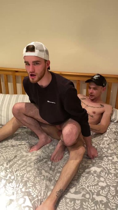 Letting the lad have a bounce! ??

@playboyhub2020 ? https://t.co/NSPHFzXQNn