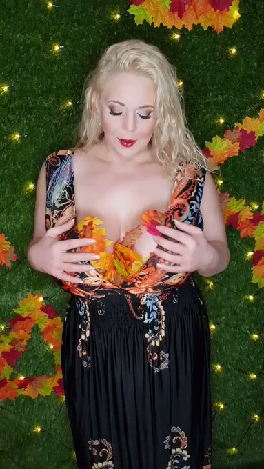 Crazy friday ? was man alles im Kleid verstecken kann ? morgen gibt es die passenden Bilder dazu seit