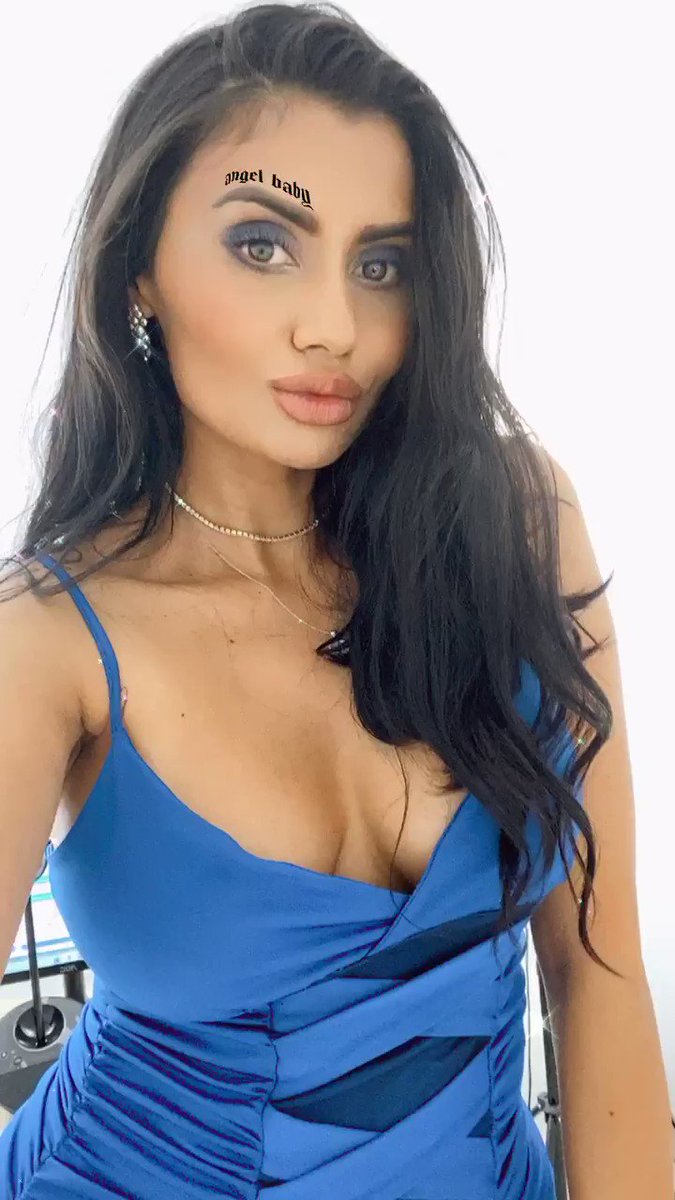 Model - Flavia McRoss fetish