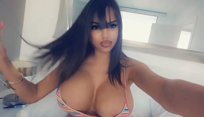 Insta https://t.co/UfNnSb4e6s ?
OnlyFans https://t.co/DyCCEcCdFb ? https://t.co/YRu9ERRF3I
