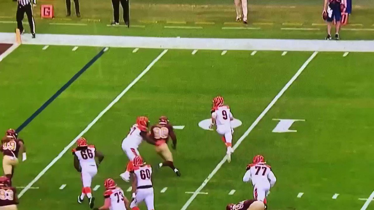 @FootbaIIism's photo on Burrow