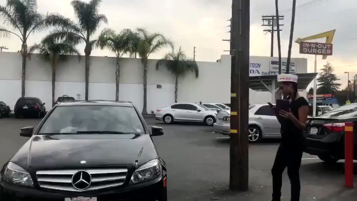 #tbt 😂 Thanksgiving is 2 days away so only right to drop this again one time! I’m a great drive-thru worker Huh??🤣🤣🤣 “WHAT CHU WAANT!?!”
Anyone in the holiday blues I’m hoping this puts a smile on your face ❤️🤞🏽✨ @wuzgood @Splack_19 https://t.co/fjwuLotAab