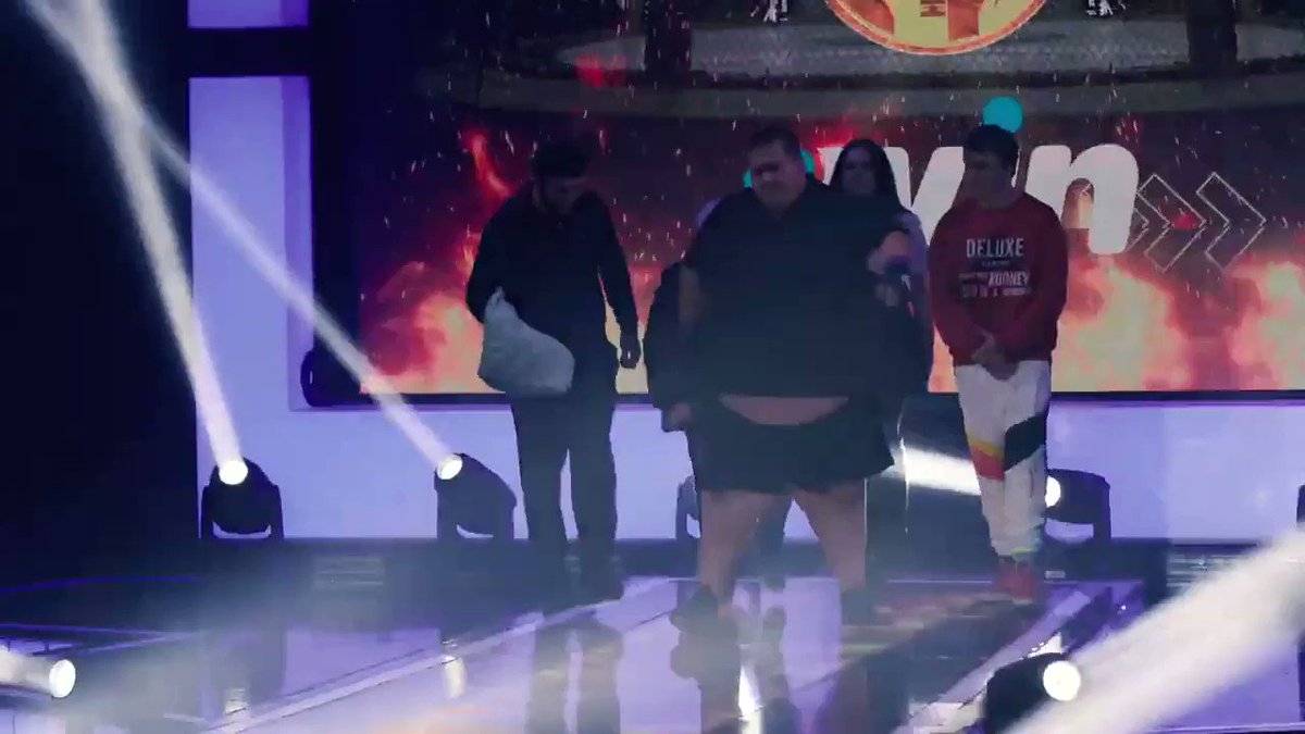 Wasn't sure about posting this, but decided I'd be failing you all if I didn't
Darina Madzyuk (139lb) vs. Grigory Chistyakov (529lb)
From a recent event called "OUR BUSINESS" (Наше Дело) in Russia. I don't know what to say. God have mercy on us all.
https://t.co/rphOHnmbto https://t.co/kwdNMT61JH
