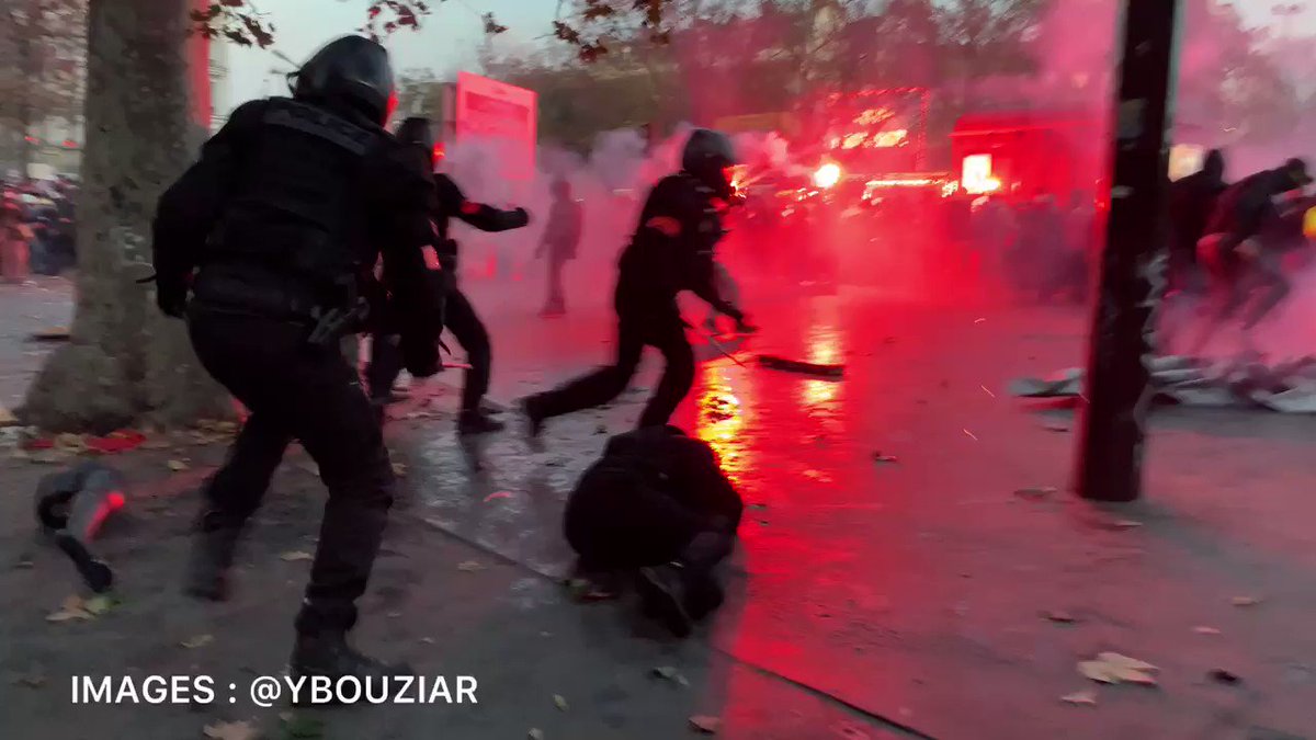 Damn it's ridiculously violent in Paris. https://t.co/KKFDmntBDt