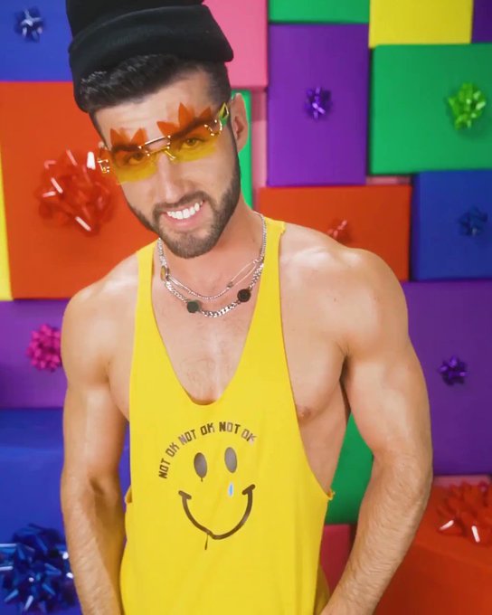 I want one of each,please! Of the new cute sh!t of course ?@colbymelvin @NixRisen   #marekrichard https://t
