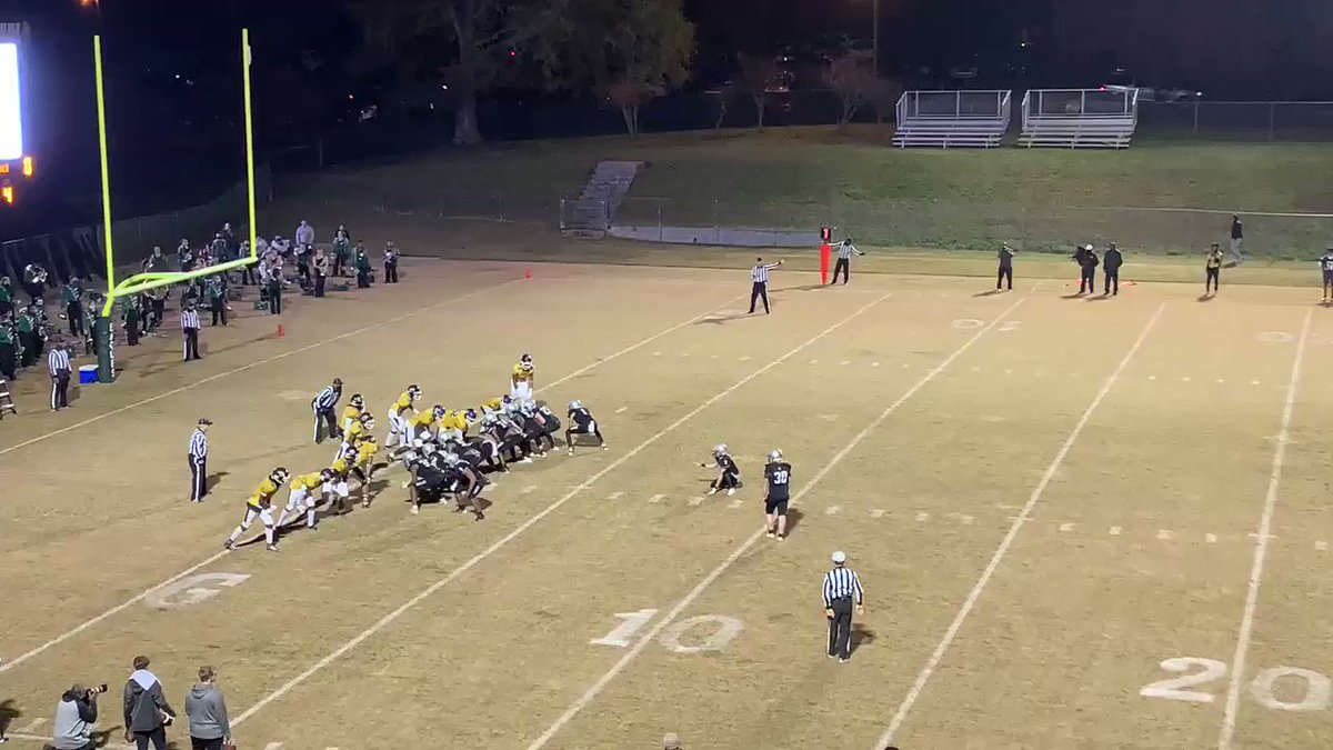 FINAL | Eastside 3, Southwest DeKalb 0
Junior Jaydon Fain drilled the game-winning 19-yard field goal as time expired. The Eagles advance in an absolute slugfest. https://t.co/PrFYZTEF4Q